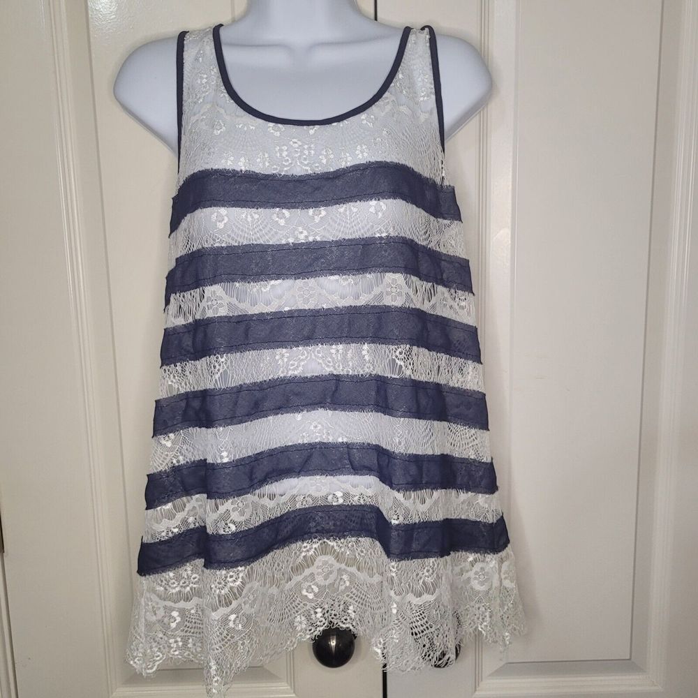 Mystree  Sheer Lace Sleeveless Blouse Tank Top‎ Medium Romantic
